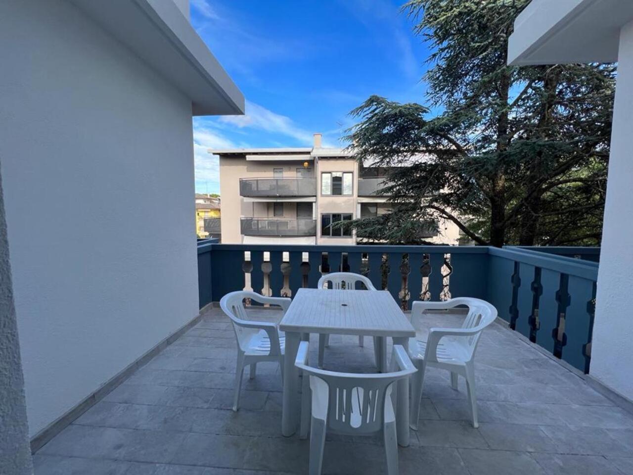 Condominio Ivelca 利尼亚诺萨比亚多罗 外观 照片