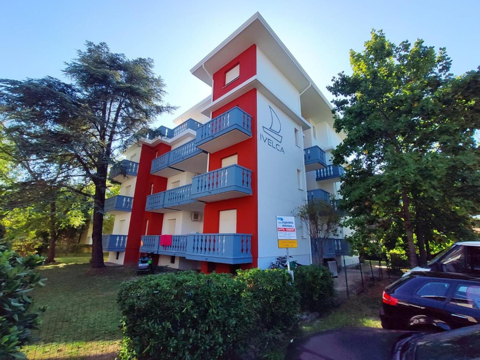 Condominio Ivelca 利尼亚诺萨比亚多罗 外观 照片